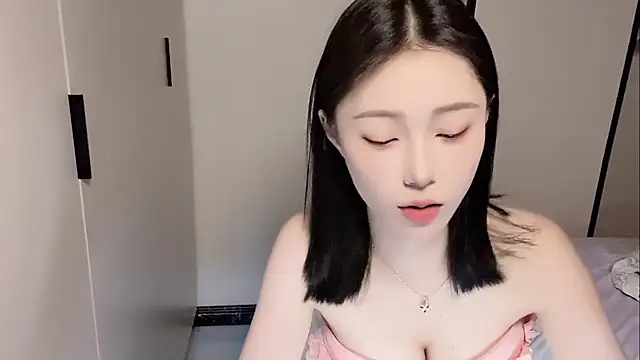 yuyu-33 online show from May 17, 1:22 pm