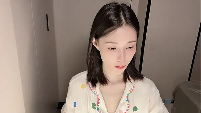 yuyu-33 online show from November 23, 5:28 am