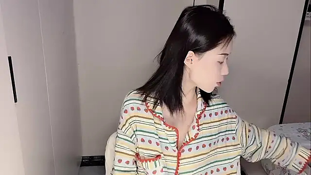 yuyu-33 online show from November 28, 1:50 am