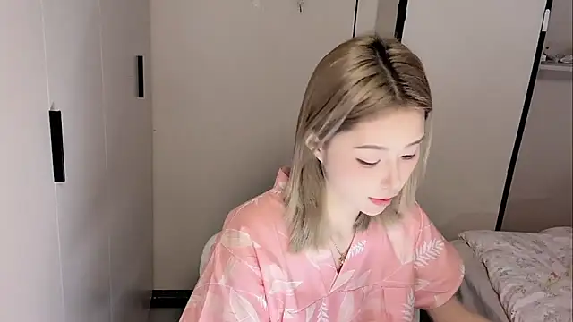 yuyu-33 online show from March 8, 5:33 am