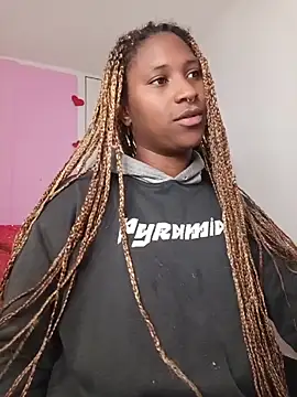 EvonyFoxxx online show from March 14, 6:08 am