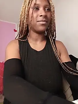 EvonyFoxxx online show from March 10, 3:10 am