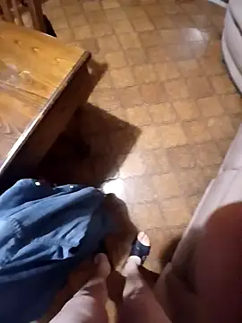 Snapshot of pino870 chatting on February 15, 3:18 am pino870 online show from February 15, 3:18 am