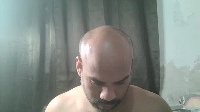 CoupleHotLatinBigAss online show from May 10, 2:15 am
