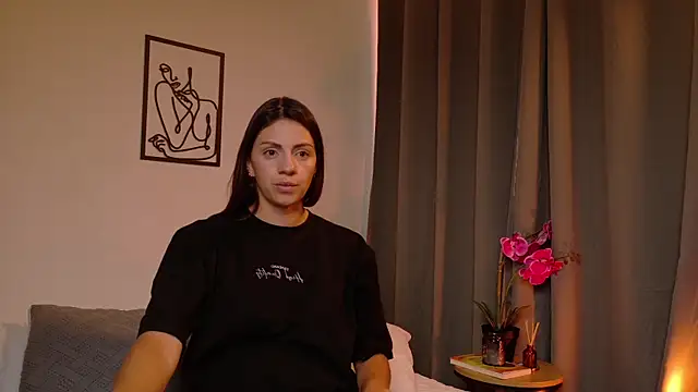 Snapshot of SeleneNova chatting on June 2, 3:01 pm SeleneNova online show from June 2, 3:01 pm