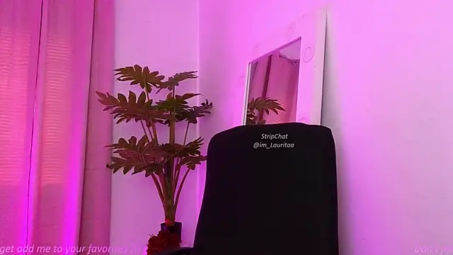 BabyLauritaa online show from March 26, 6:06 pm