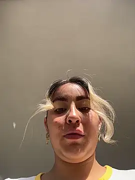 Snapshot of Elina_Hills chatting on February 26, 2:06 pm Elina Hills online show from February 26, 2:06 pm