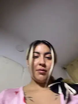 Snapshot of Elina_Hills chatting on February 28, 11:04 pm Elina Hills online show from February 28, 11:04 pm