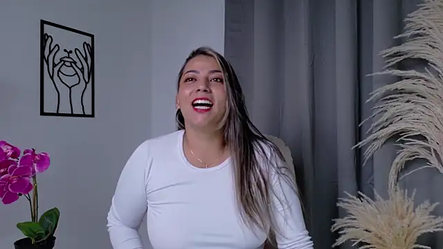 Zara Nova online show from November 28, 8:09 pm