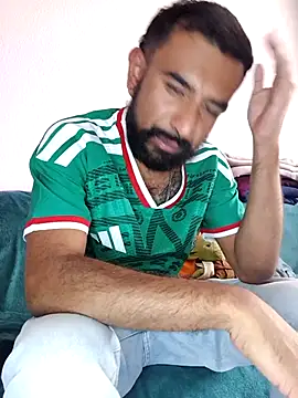 Barbanegra91mx online show from June 16, 8:20 pm