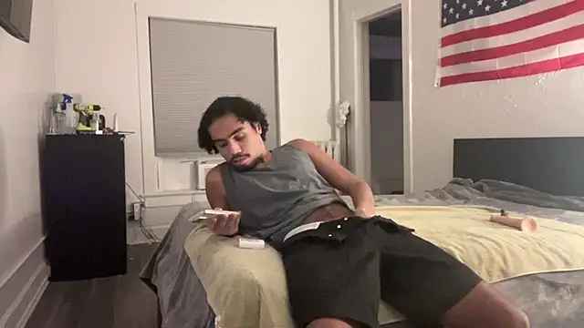 Snapshot of h0rnyboy101 chatting on November 2, 1:54 am h0rnyboy101 online show from November 2, 1:54 am