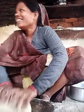 Snapshot of Sangita_k chatting on November 12, 1:43 am Sangita k online show from November 12, 1:43 am