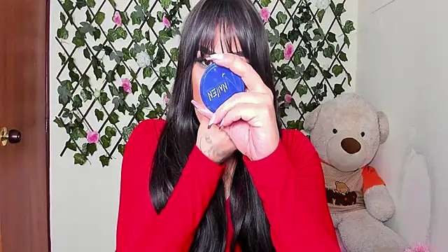 Snapshot of melani_ferraraa_ chatting on November 8, 3:32 am melani ferraraa online show from November 8, 3:32 am