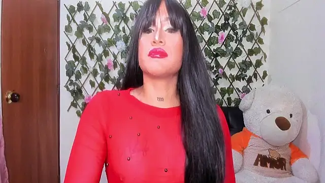 Snapshot of melani_ferraraa_ chatting on December 4, 8:35 am melani ferraraa online show from December 4, 8:35 am