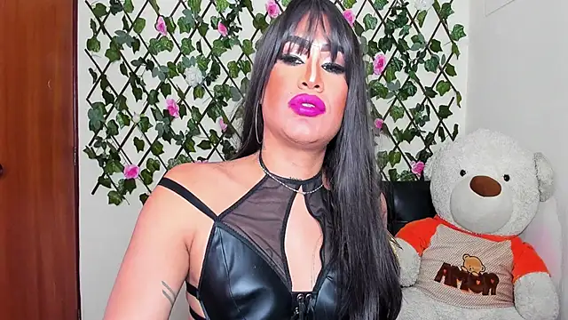 Snapshot of melani_ferraraa_ chatting on November 7, 4:06 am melani ferraraa online show from November 7, 4:06 am