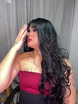 Snapshot of melani_ferraraa_ chatting on July 18, 12:41 am melani ferraraa online show from July 18, 12:41 am