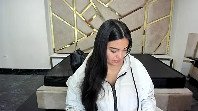 Snapshot of Frrreyaa chatting on November 10, 2:27 am Frrreyaa online show from November 10, 2:27 am