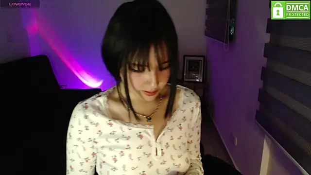 just meko online show from March 31, 3:41 am