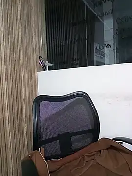 Valk submissive online show from March 19, 5:29 am