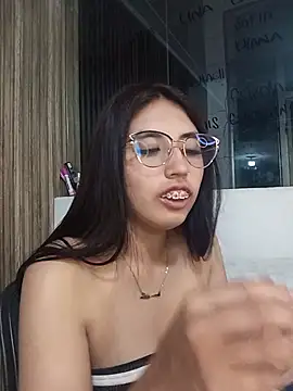 Valk submissive online show from March 23, 5:18 am