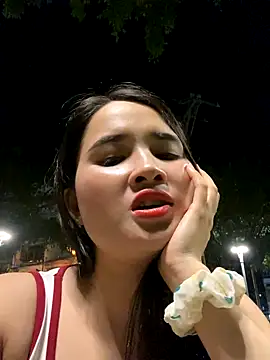 Snapshot of Okleotina9 chatting on October 31, 4:03 pm Okleotina9 online show from October 31, 4:03 pm