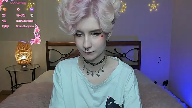 Snapshot of Angel_Julles chatting on December 4, 12:42 am Angel Julles online show from December 4, 12:42 am