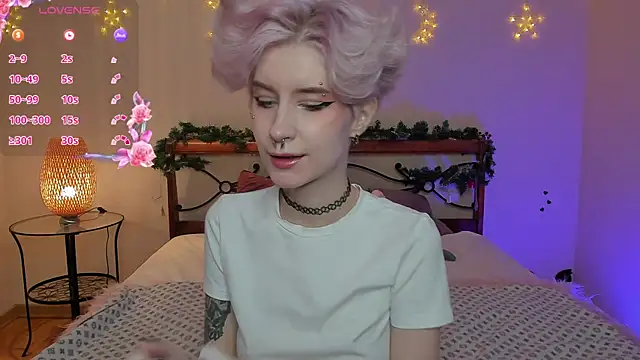 Snapshot of Angel_Julles chatting on December 14, 4:12 pm Angel Julles online show from December 14, 4:12 pm