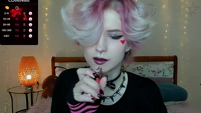 Angel Julles online show from July 17, 4:04 pm