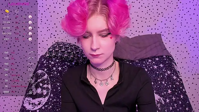 Angel Julles online show from April 3, 5:47 am