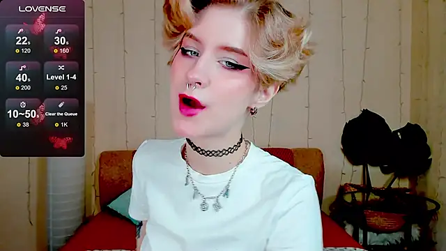 Snapshot of Angel_Julles chatting on November 10, 8:08 am Angel Julles online show from November 10, 8:08 am