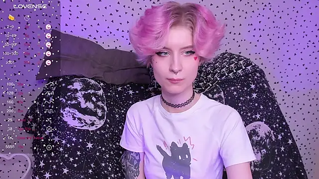 Angel Julles online show from April 19, 5:14 pm