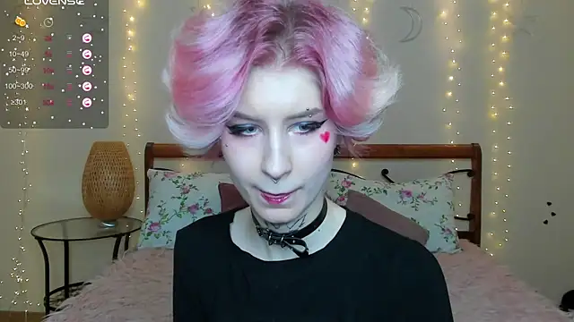 Angel Julles online show from June 21, 4:02 pm