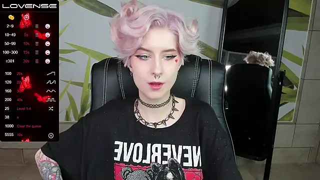 Snapshot of Angel_Julles chatting on November 23, 2:38 pm Angel Julles online show from November 23, 2:38 pm