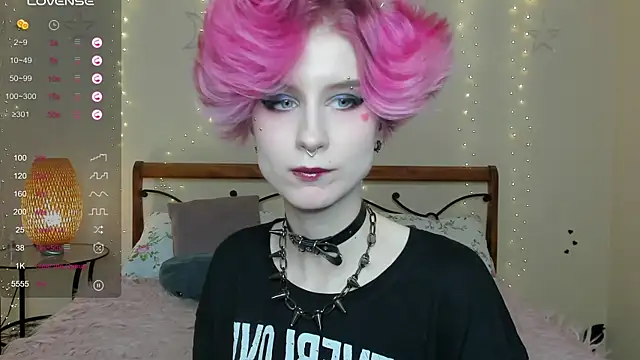 Snapshot of Angel_Julles chatting on May 30, 10:10 am Angel Julles online show from May 30, 10:10 am