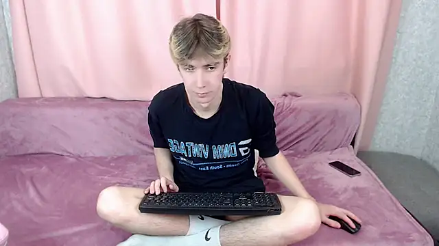 Harvey foster online show from November 14, 10:30 am