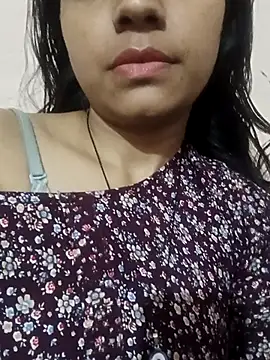 Snapshot of HOT_SANVI_25 chatting on November 3, 8:01 pm HOT SANVI 25 online show from November 3, 8:01 pm