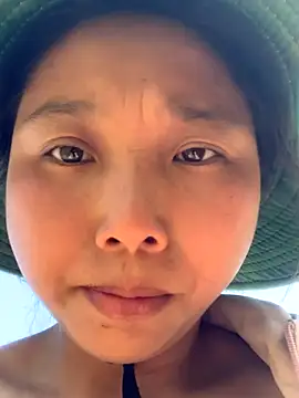 Snapshot of bi-bo123 chatting on November 27, 6:36 am bi-bo123 online show from November 27, 6:36 am