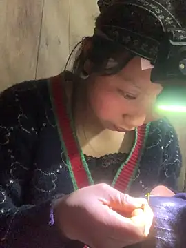 bi-bo123 online show from March 5, 1:30 pm