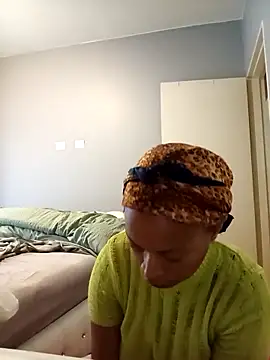 NewBeginnings8 online show from February 6, 5:25 am