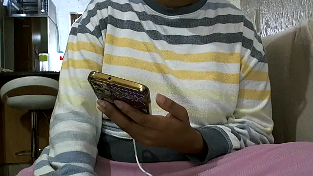 NewBeginnings8 online show from February 18, 8:00 am