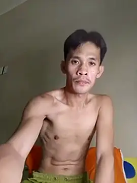 Snapshot of Hot-babyyboy30 chatting on November 18, 1:32 am Hot-babyyboy30 online show from November 18, 1:32 am