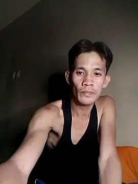 Snapshot of Hot-babyyboy30 chatting on November 18, 8:45 pm Hot-babyyboy30 online show from November 18, 8:45 pm