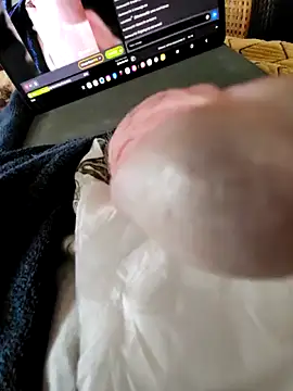 cum daily1 online show from April 15, 8:20 am