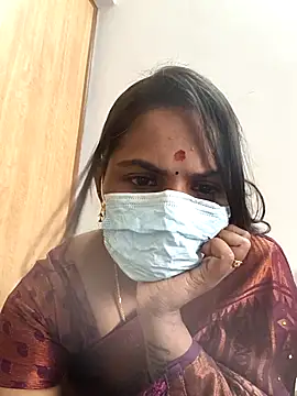 Snapshot of Cutie_Rani chatting on November 1, 7:57 am Cutie Rani online show from November 1, 7:57 am