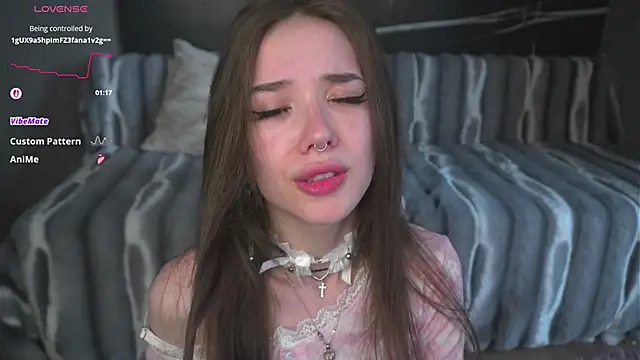 tinyanie online show from May 20, 3:20 pm