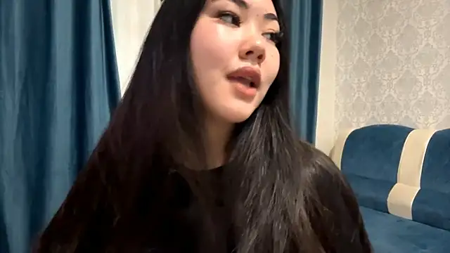 Snapshot of APRYLSUN chatting on November 11, 11:38 am APRYLSUN online show from November 11, 11:38 am