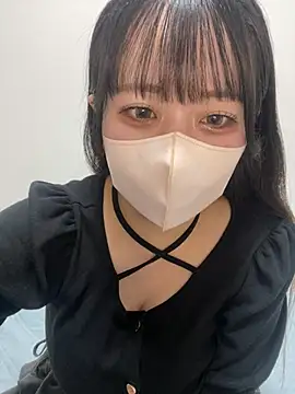 Snapshot of emiri_da_nyan chatting on May 13, 3:41 pm emiri da nyan online show from May 13, 3:41 pm