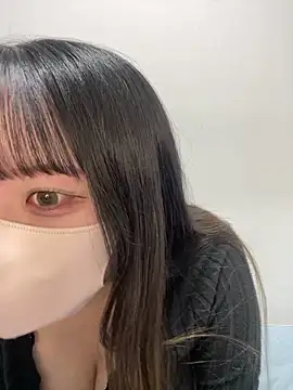Snapshot of emiri_da_nyan chatting on June 2, 11:10 am emiri da nyan online show from June 2, 11:10 am