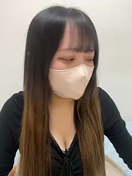 Snapshot of emiri_da_nyan chatting on April 23, 11:16 am emiri da nyan online show from April 23, 11:16 am
