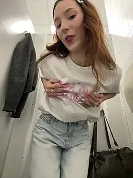 LilluKatten online show from March 12, 1:37 pm